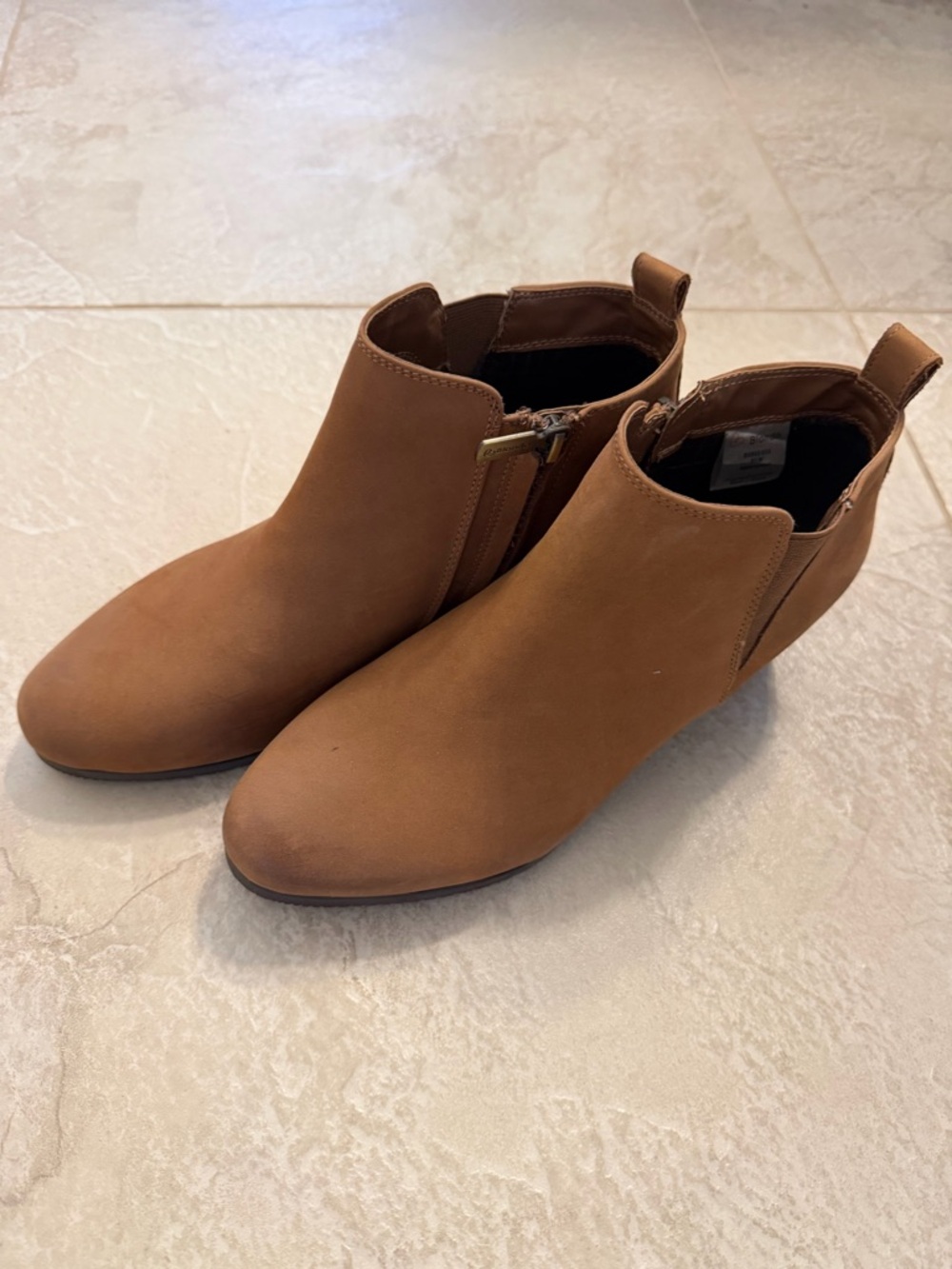 Women’s Blondo Chesnut Slip-On Ankle Booties with Side Zip
